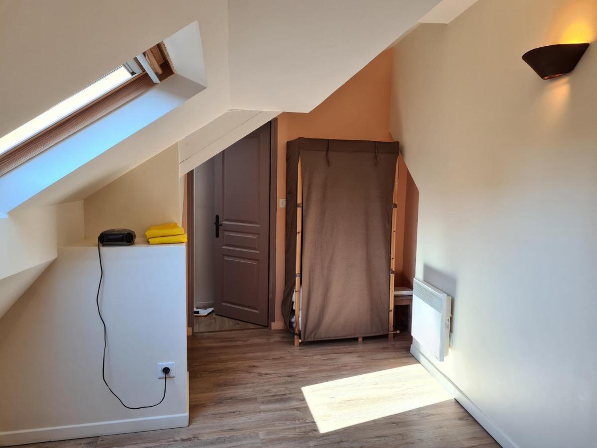 Gîte Cléry-Saint-André, 3 pièces, 4 personnes - FR-1-590-36 Esterno foto